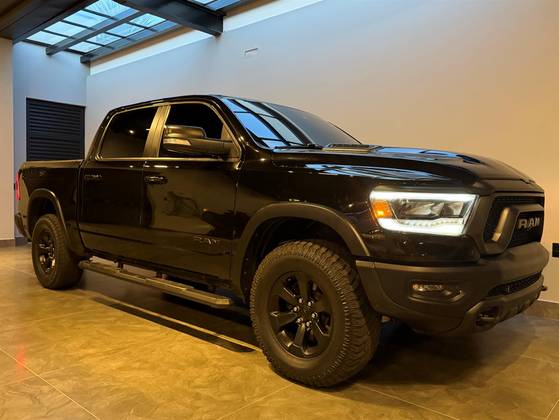 RAM 1500 5.7 V8 GASOLINA REBEL CD 4X4 AUTOMÁTICO